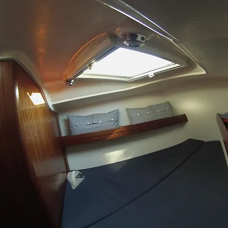 Hotel en barco Waypoint Azzurra Bari