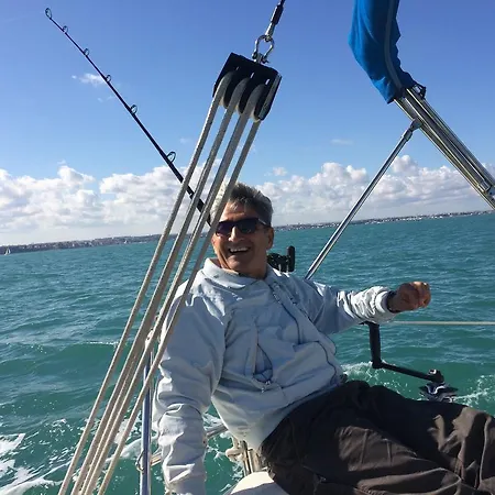 Waypoint Azzurra Hotel en barco
