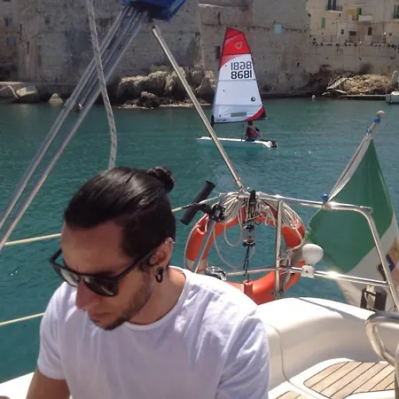 Hotel en barco Waypoint Azzurra 3*