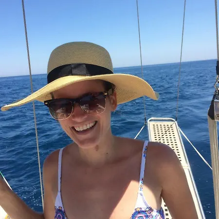 Hotel en barco Waypoint Azzurra Bari
